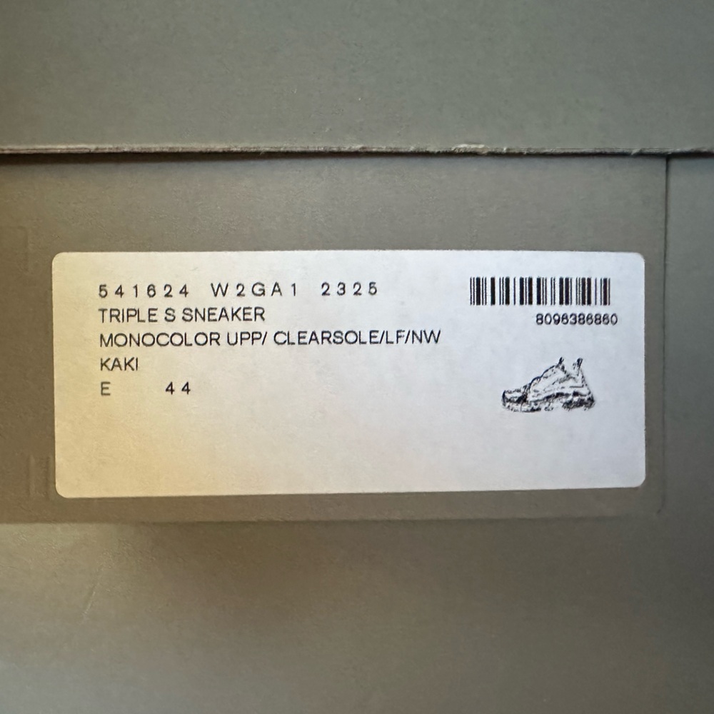 Balenciaga Men's Green Triple S Sneaker 'Clear Sole - Picture 4 of 5